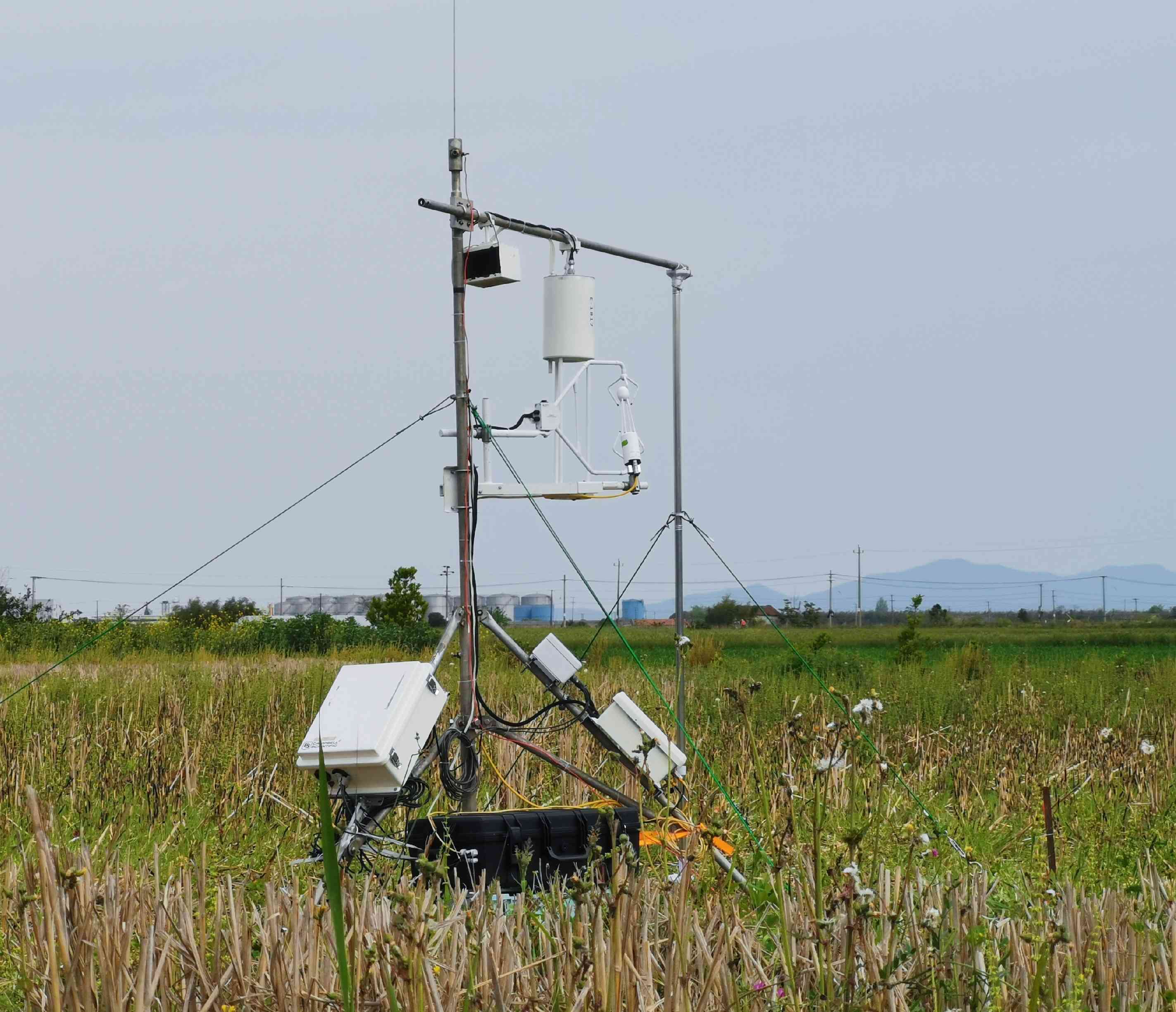 HT-8700 大氣氨本底激光開路分析儀野外觀測系統(tǒng)